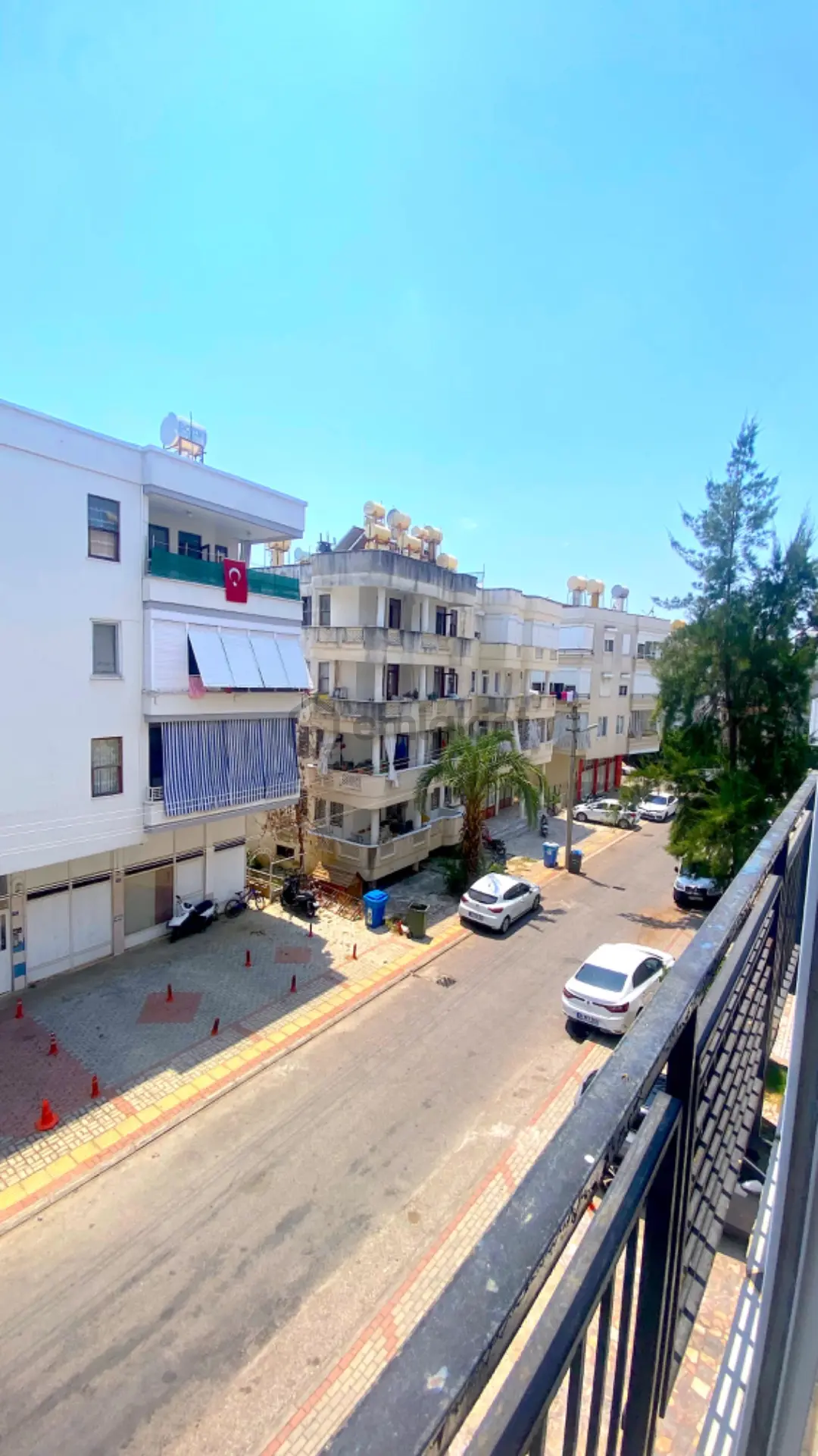Güllerpınarı Mahallesi 2+1 Denize Yakın Daire - 17