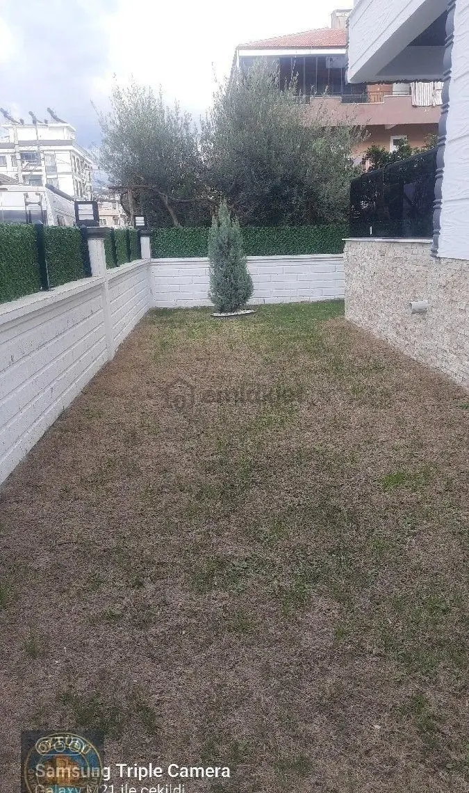 Havuzlu Site İçinde 3.kat Daire - 3