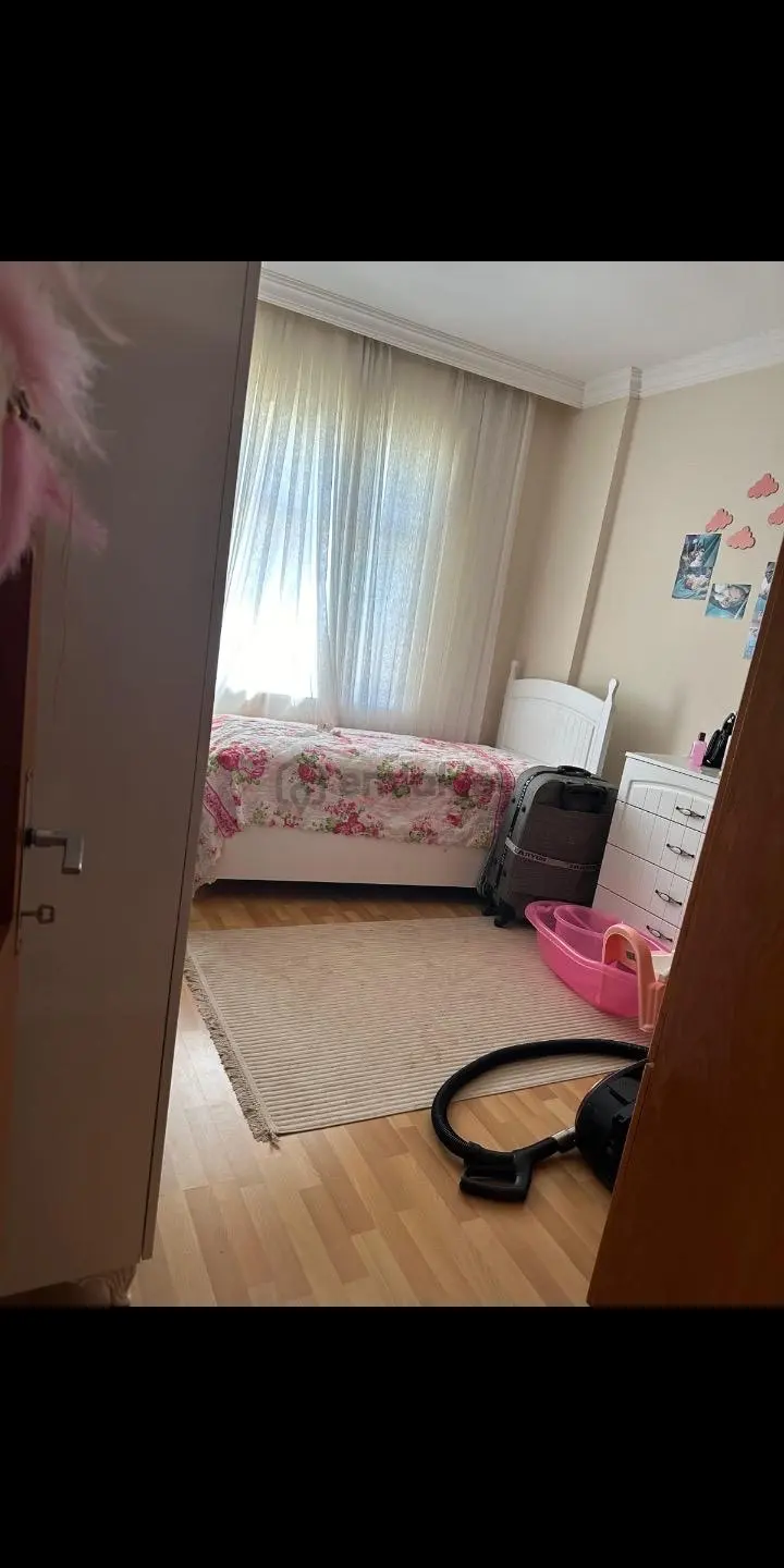 Üçgen Mahallesinde Satılık 3+1 Ara Kat Daire - 5