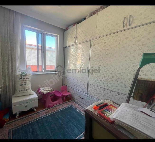 Teomanpaşa Mahallesinde Satılık Ara Kat Daire - 7