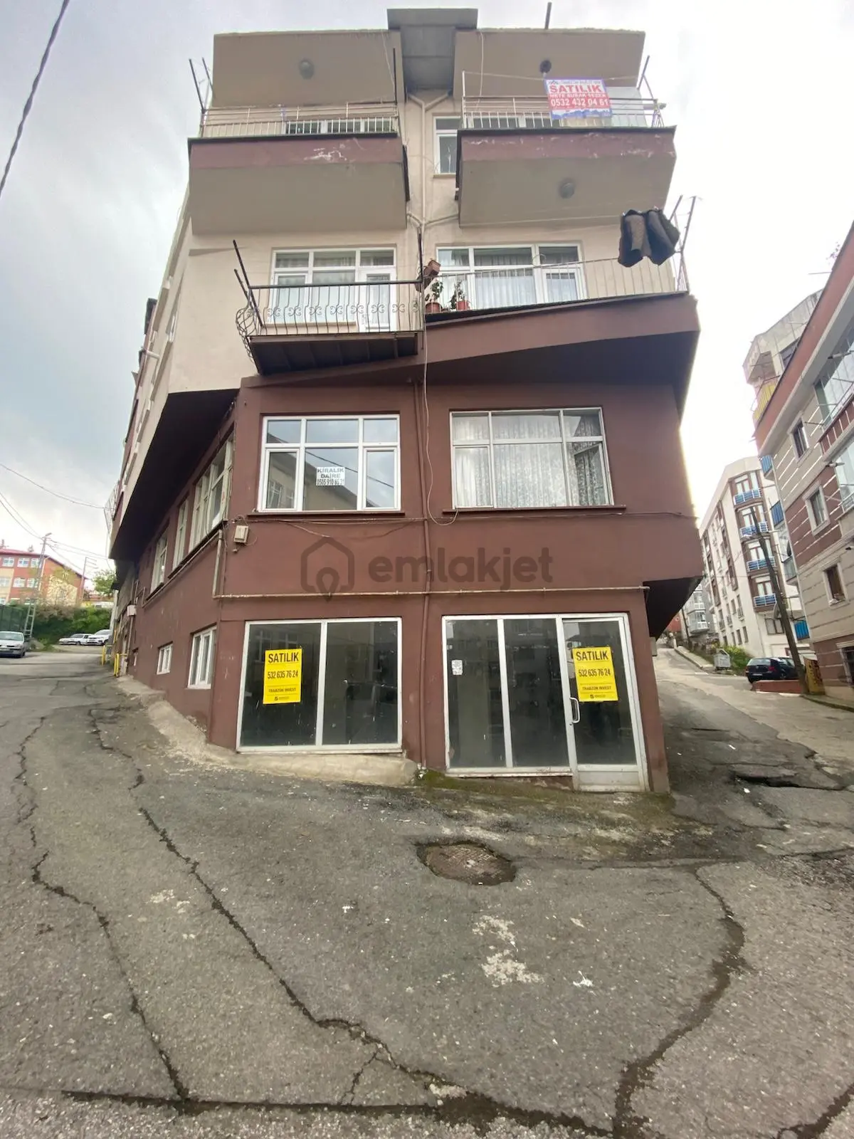 Trabzonda Satılık Dükkan & Depo (150 M2)