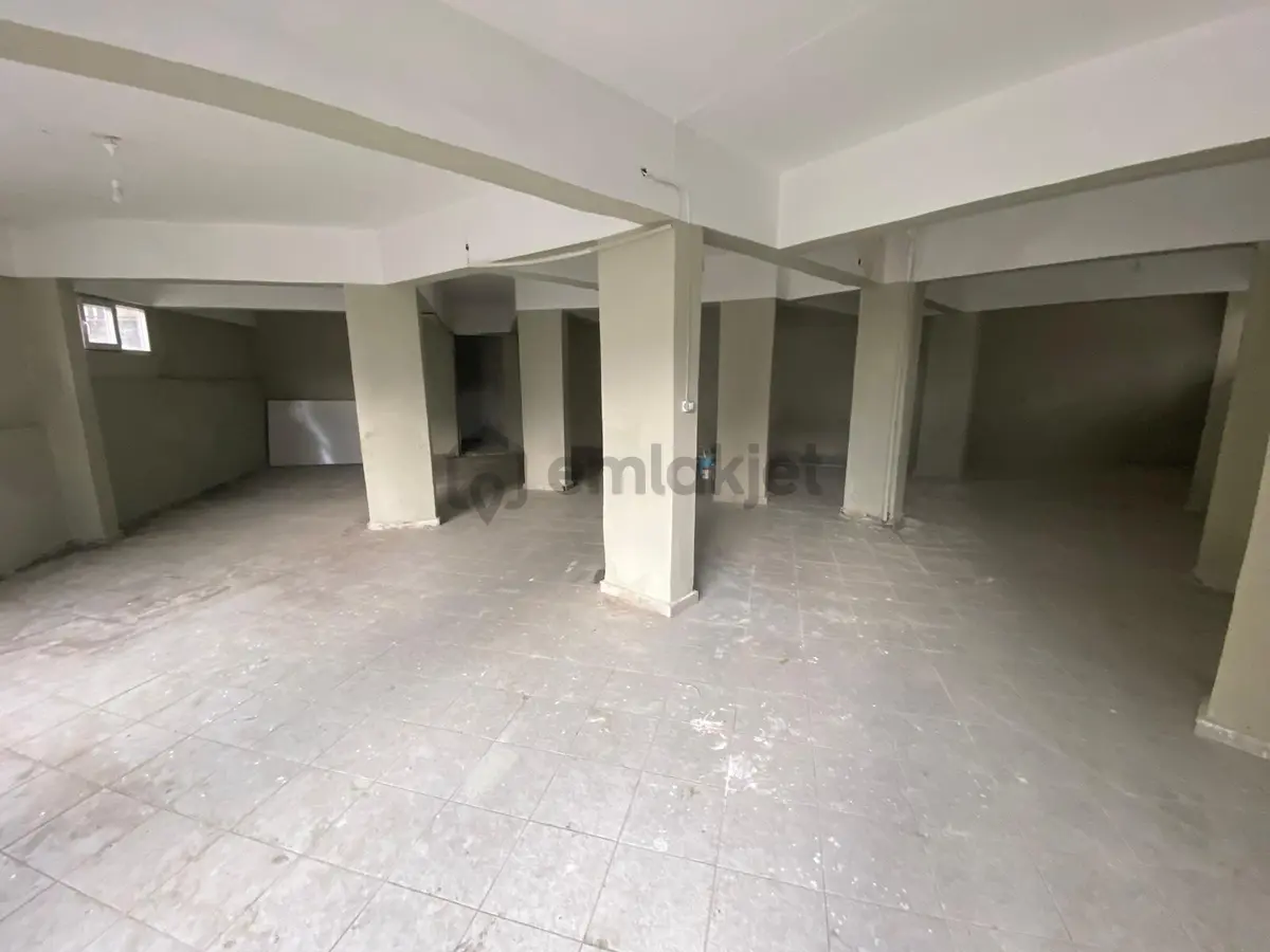 Trabzonda Satılık Dükkan & Depo (150 M2) - 16