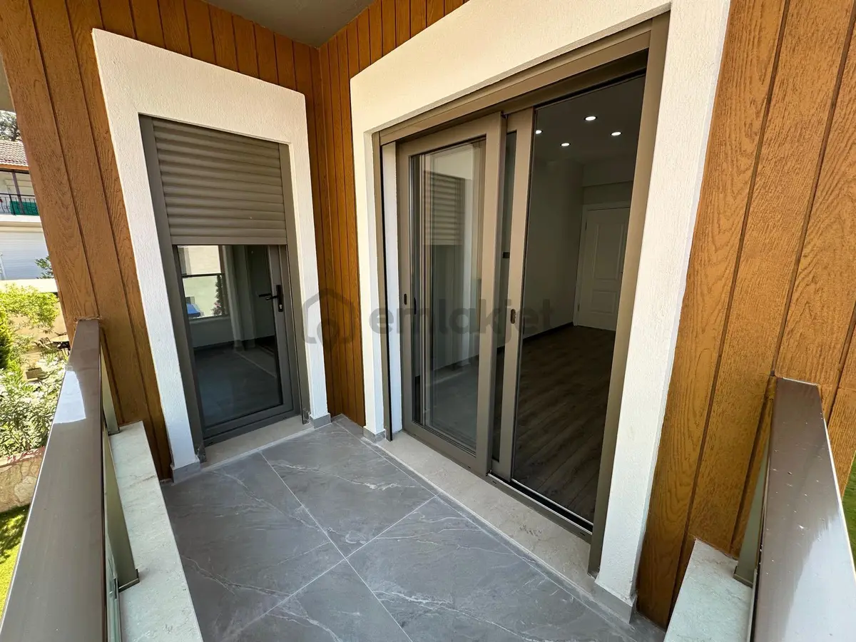 | Global | Denize 150 Metre Lüks Otoparklı Villa - 33