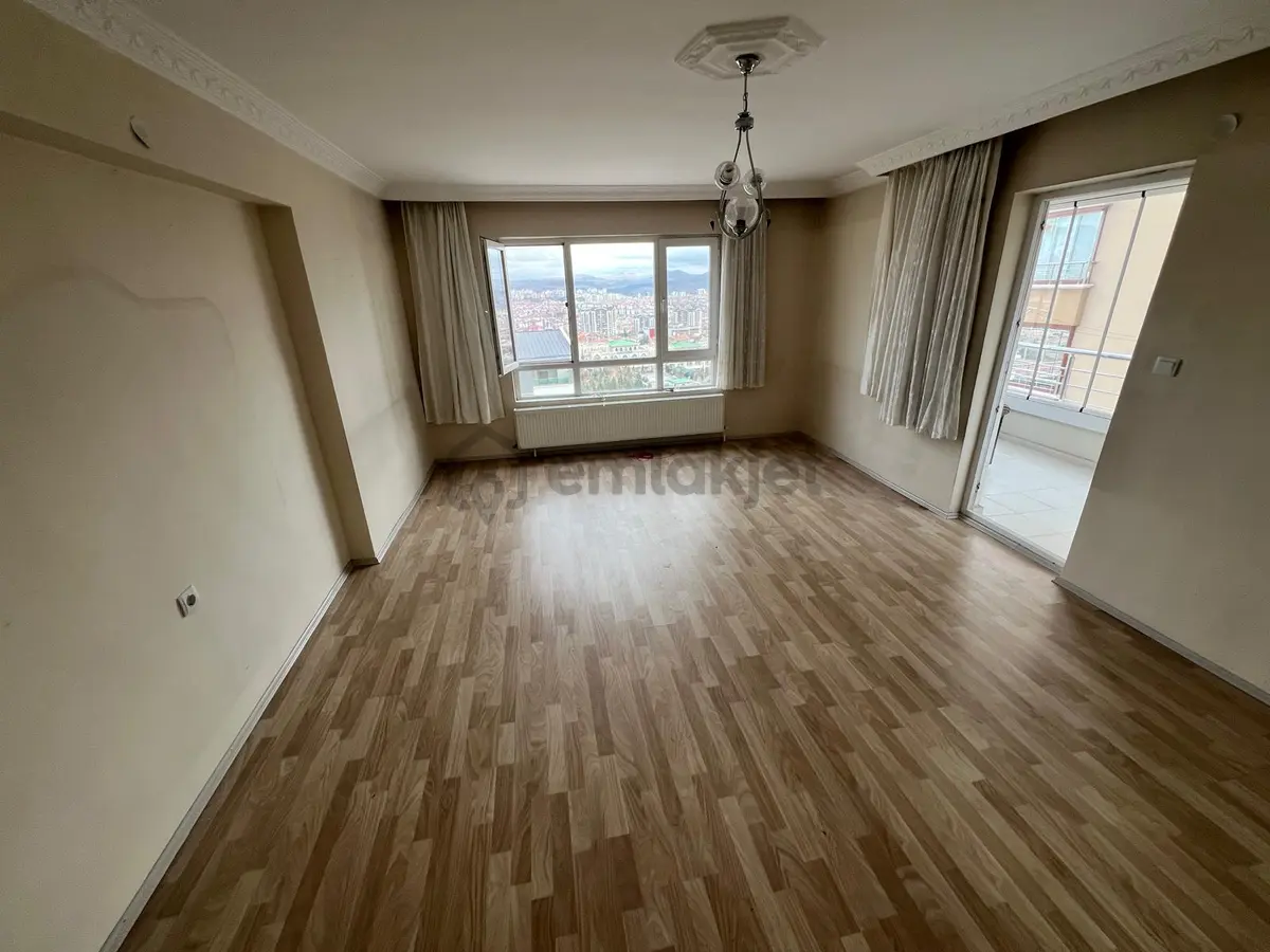 Atapark Mahallesi'nde Manzaralı Asansörlü Binada 3+1 Daire! - 8