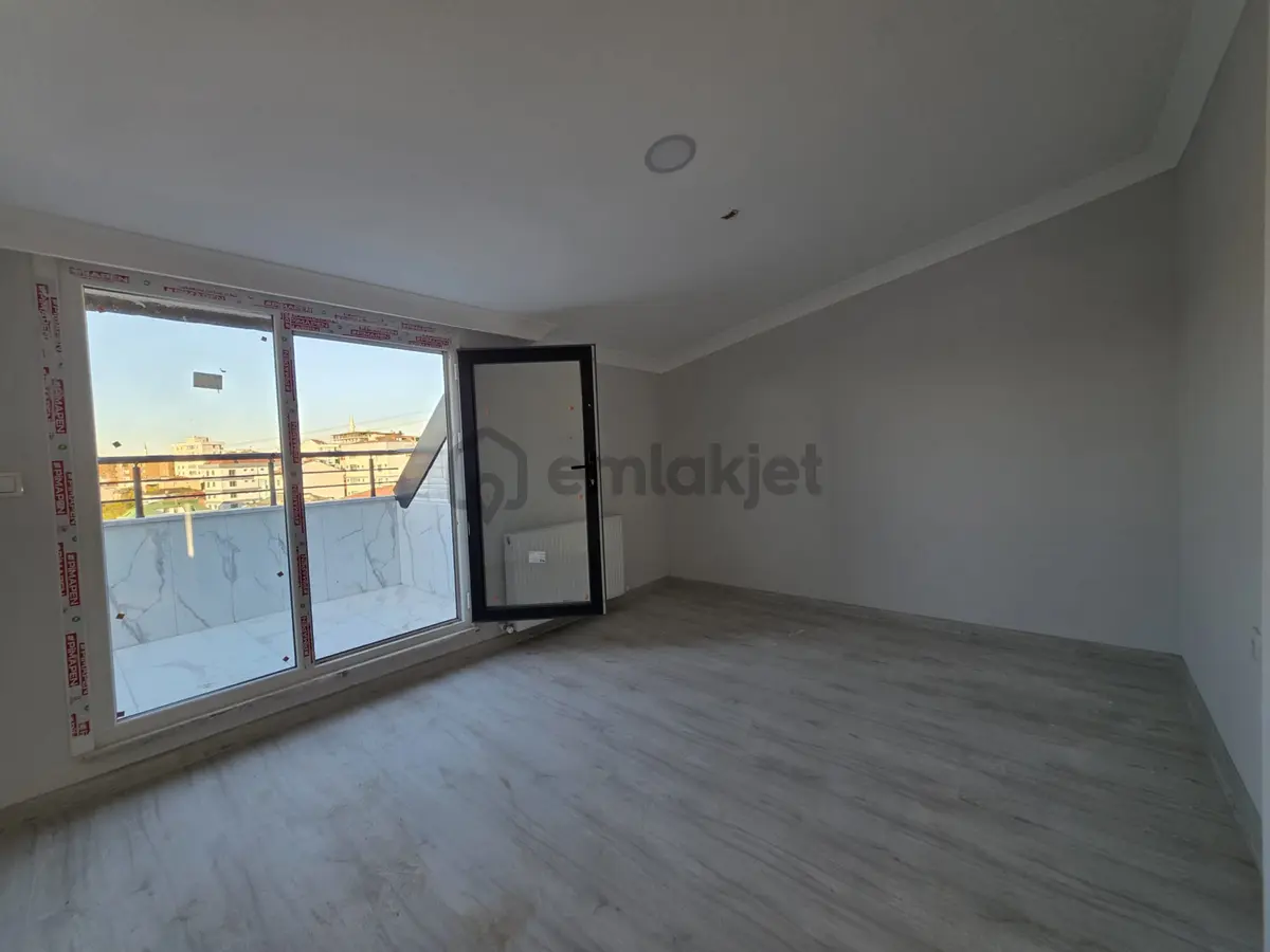 Sultanbeyli Mimar Sinan Mh De 4+1 Çok Kullanışlı Ğst Dubleks - 13