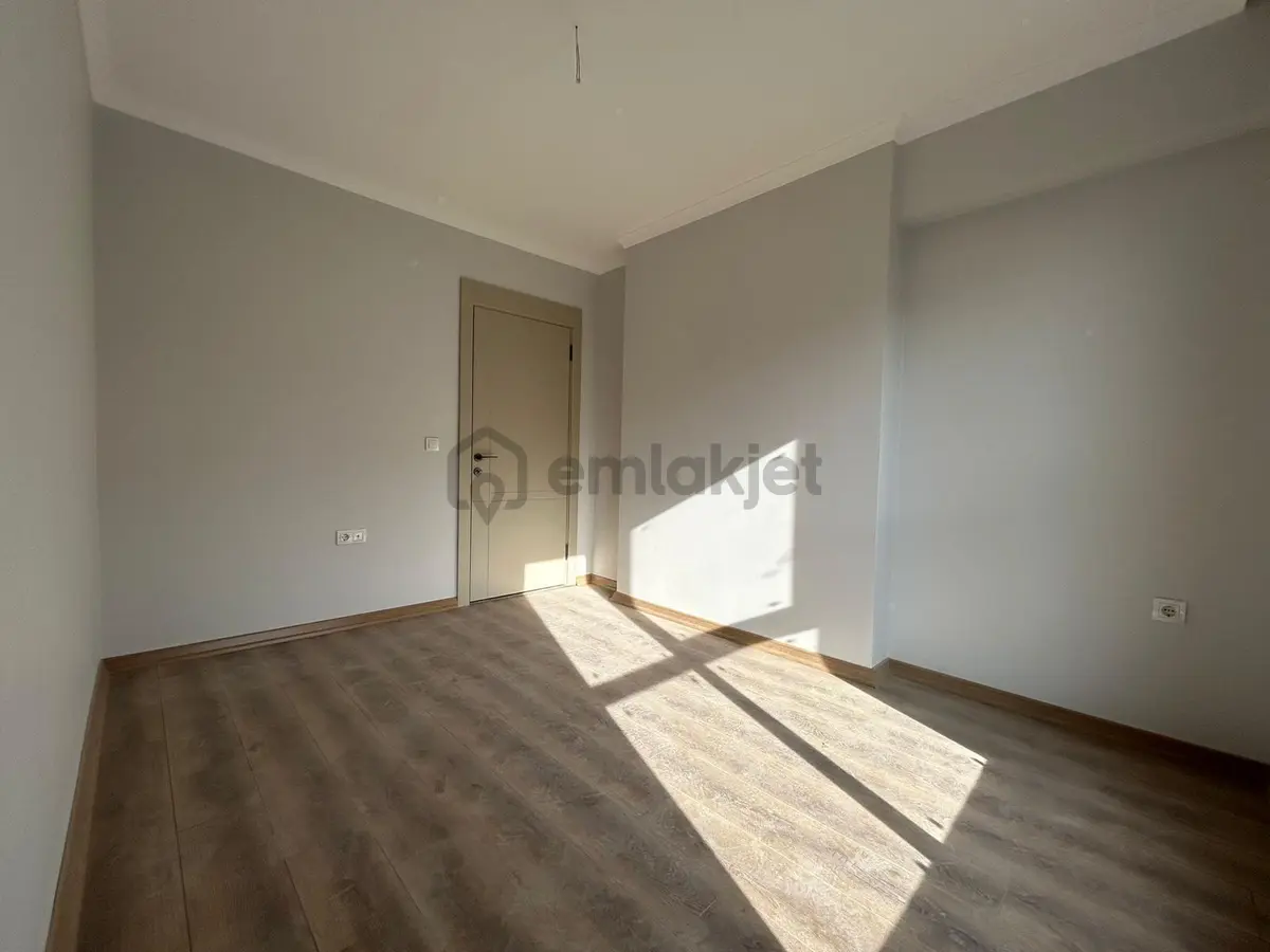 Atapark Mahallesi'nde Güney Batı Cephe Sıfır 3+1 Daire! - 25