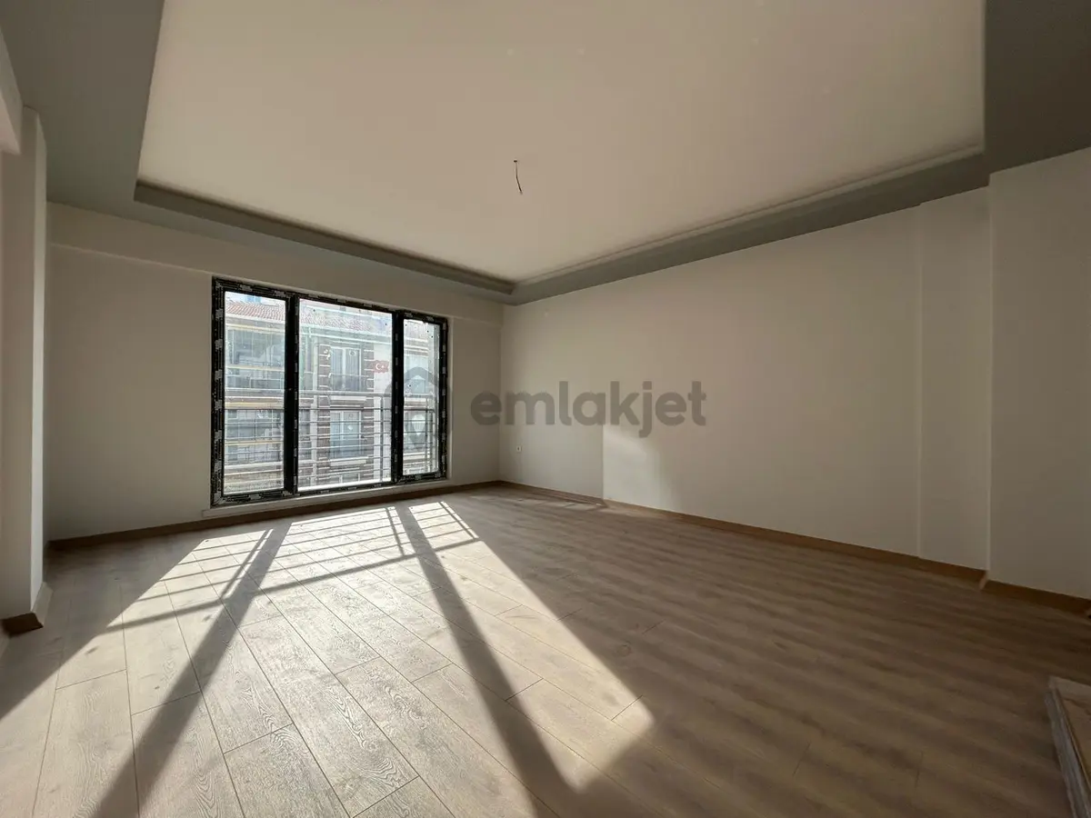 Atapark Mahallesi'nde Güney Batı Cephe Sıfır 3+1 Daire! - 8