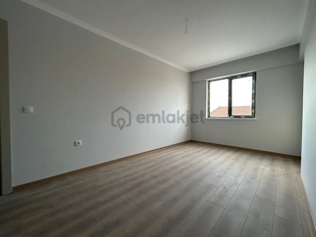 Atapark Mahallesi'nde Güney Batı Cephe Sıfır 3+1 Daire! - 12
