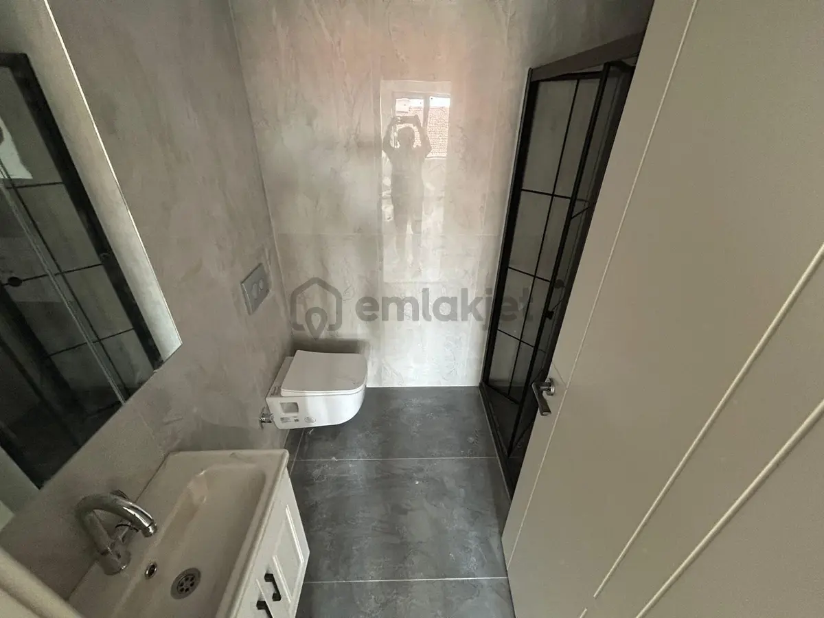Atapark Mahallesi'nde Güney Batı Cephe Sıfır 3+1 Daire! - 18