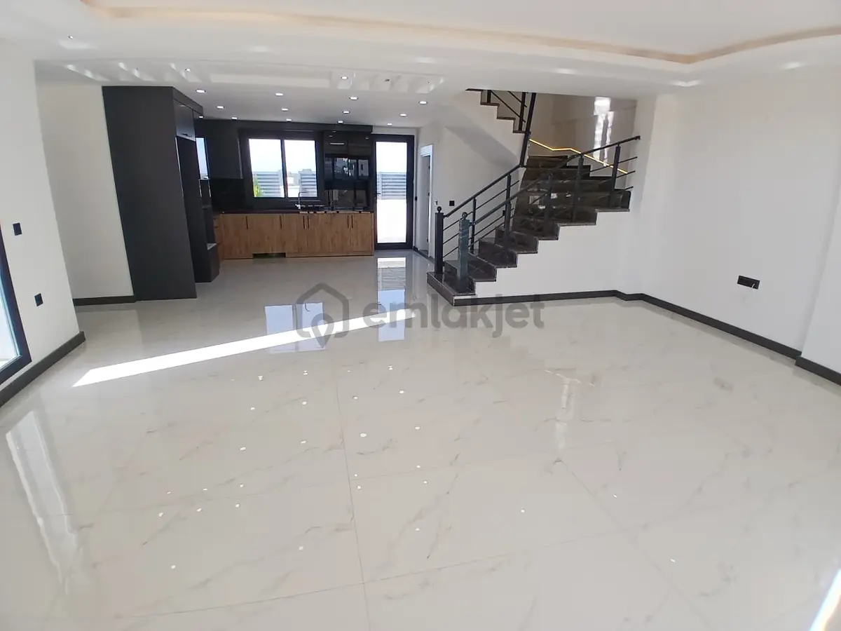 Didim Efeler Mah 3+1 Havuzlu Satılık Tam Müstakil Villa - 11