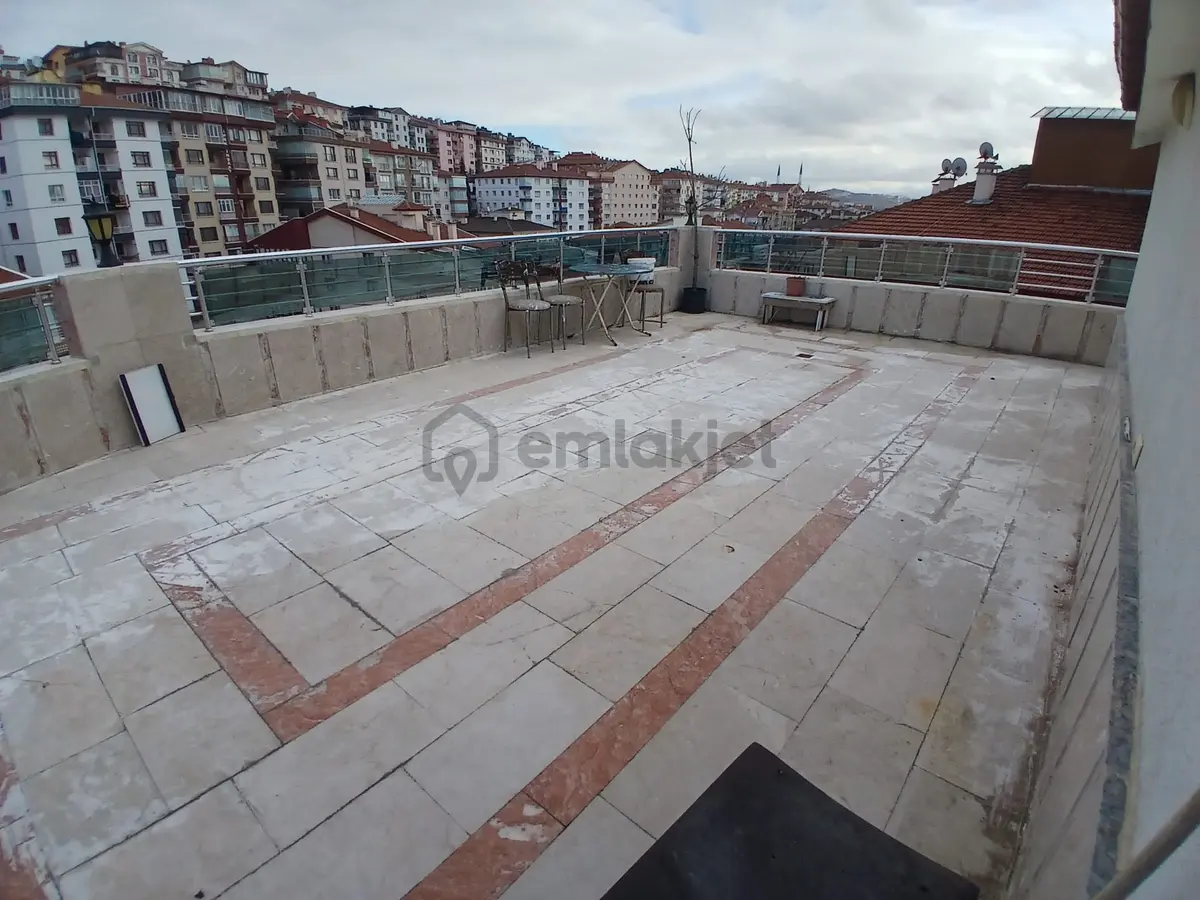 Bademlik Mahallesi'nde Çift Girişli 5+2 Dubleks Daire! - 23