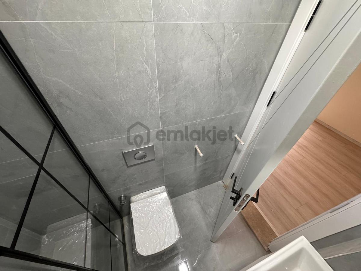 Edremit Çamlıbelde Site İçinde Kapalı Otoparklı 2+1 Daireler - 26