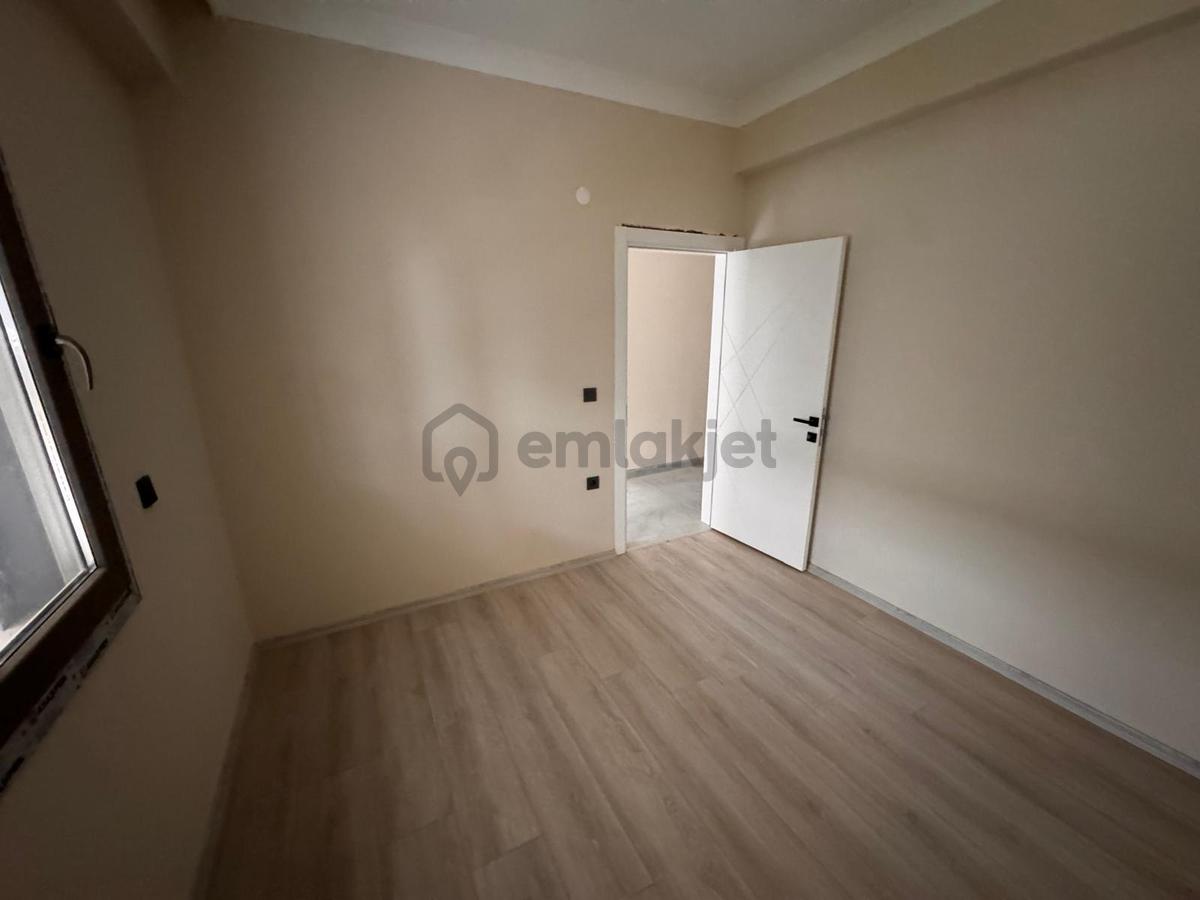 Edremit Çamlıbelde Site İçinde Kapalı Otoparklı 2+1 Daireler - 15