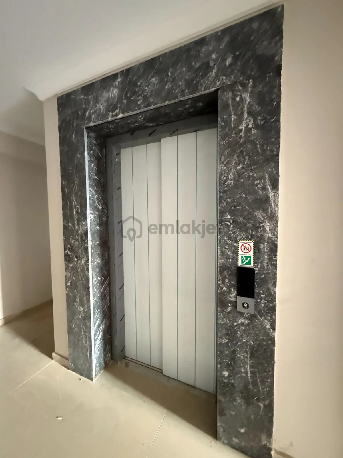 Seferihisar Camikebir – İzmir Caddesinde 2+1 Satılık Daire - 16