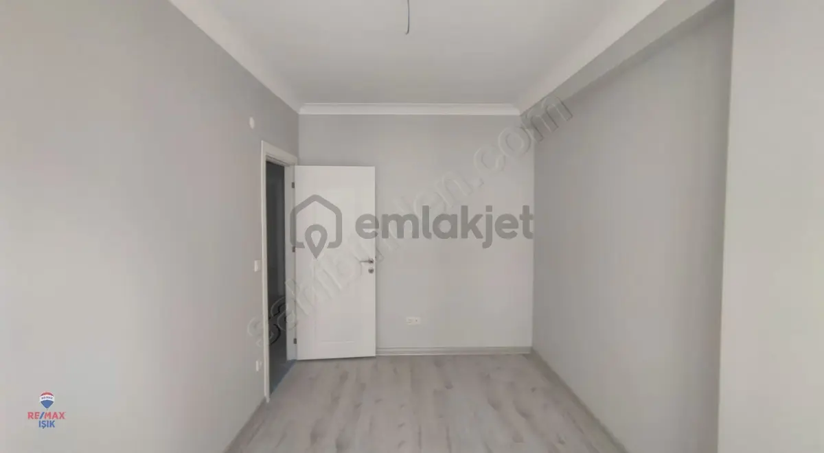 Meclis Mahallesi'nde Lüks Sıfır 3+1 Daire - 8