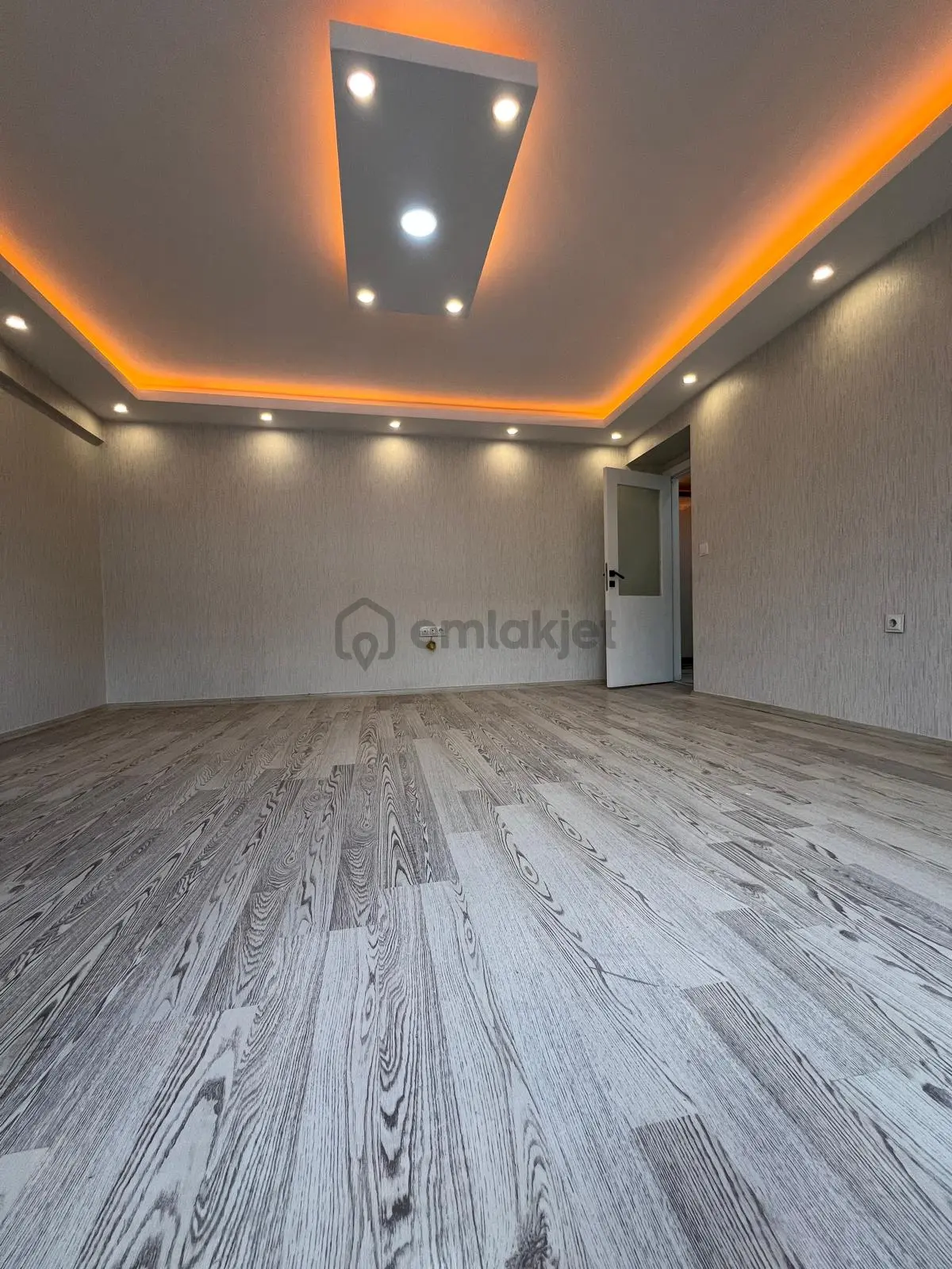 Atapark Mahallesi'nde Full+full Yapılı 3+1 Daire! - 13
