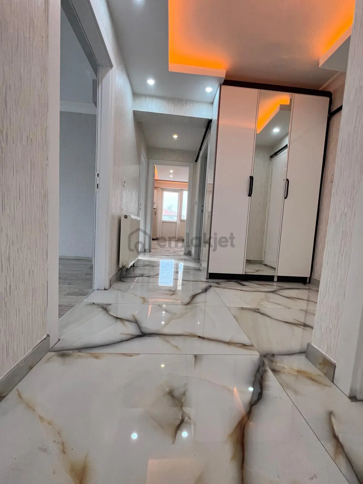 Atapark Mahallesi'nde Full+full Yapılı 3+1 Daire! - 32