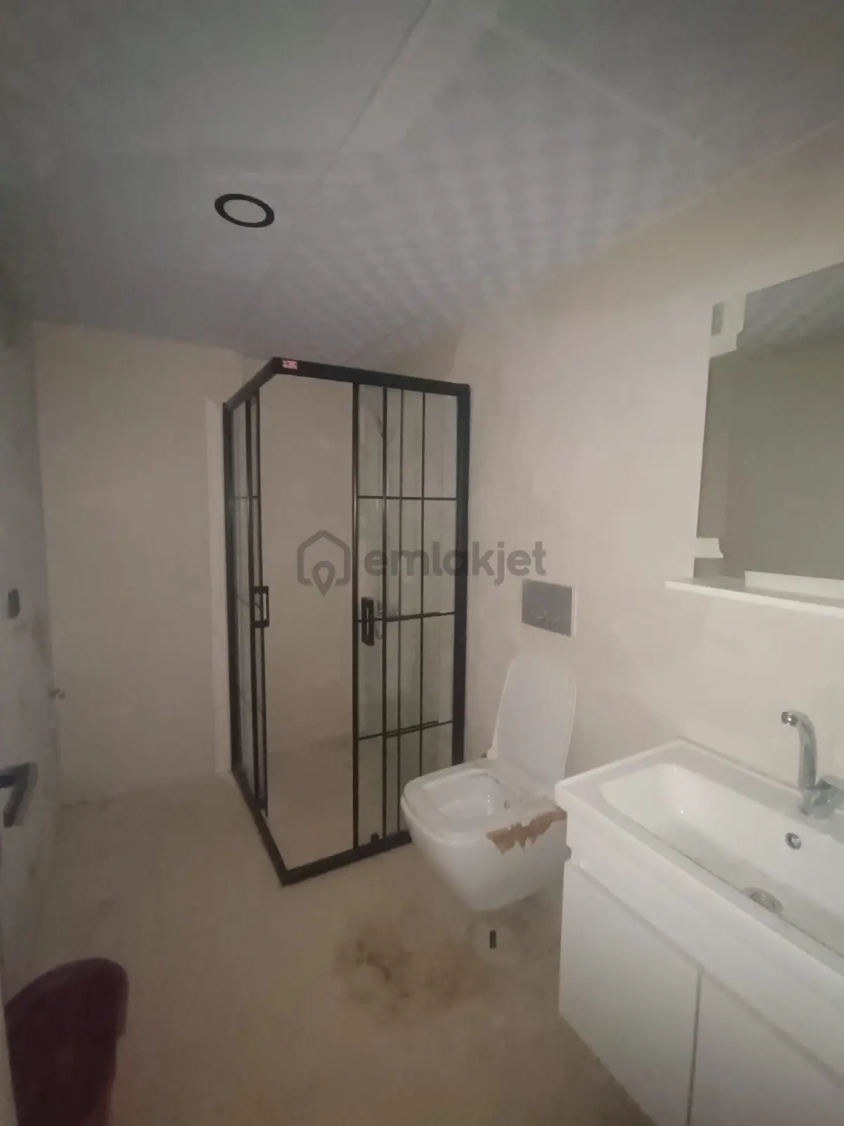 Remax Palas'tan Satılık Fırsat 3+1 Daire - 8