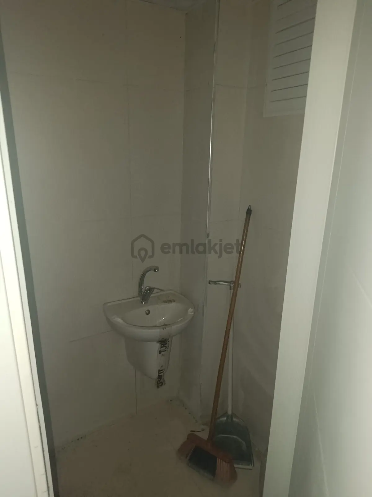 Remax Palas'tan Satılık Fırsat 3+1 Daire - 12