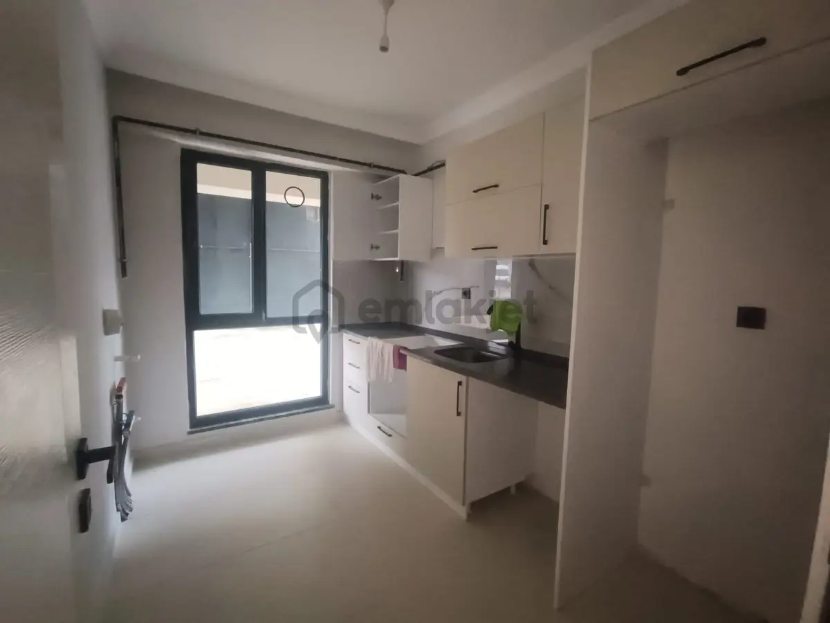 Remax Palas'tan Satılık Fırsat 3+1 Daire - 14