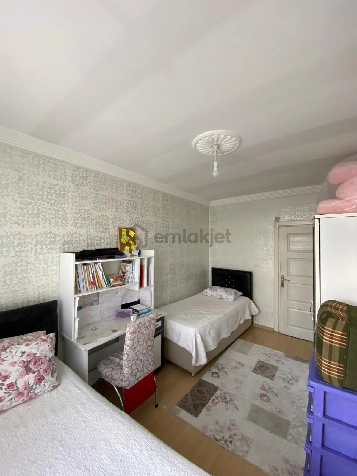 Vali Mithat Bey Mahallesinde 4+1 Geniş Satılık Daire - 10