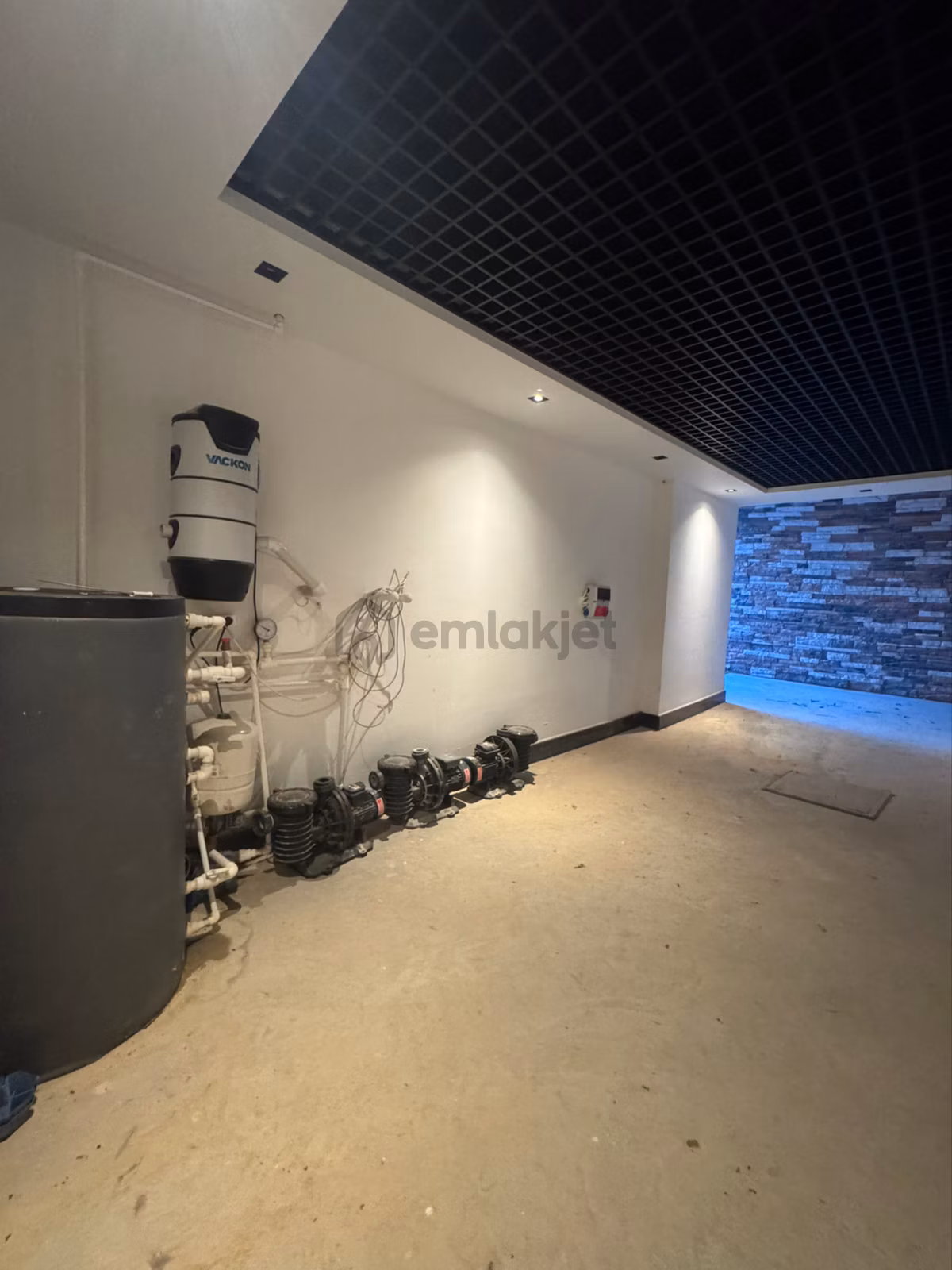 Satılık Özel Villa Asansörlü Hamam Sauna Kapalı Otoparklı - 3
