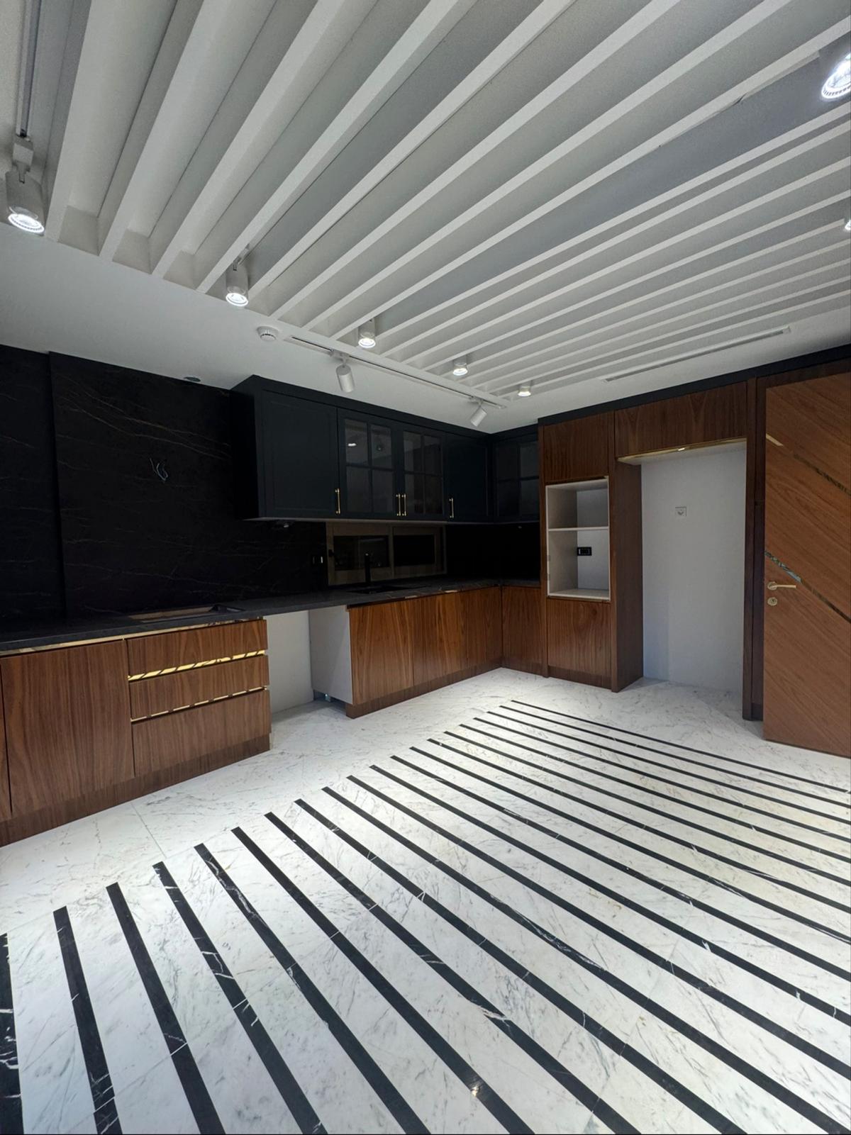 Satılık Özel Villa Asansörlü Hamam Sauna Kapalı Otoparklı - 31