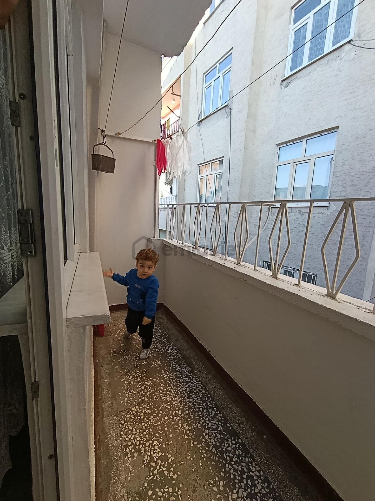 Bağlar Göçmenler Caddesinde Satılık Daire - 12