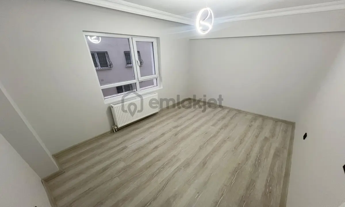 Ufuktepe Mahallesi'nde Cadde Üzeri Full Yapılı 3+1 Daire! - 22