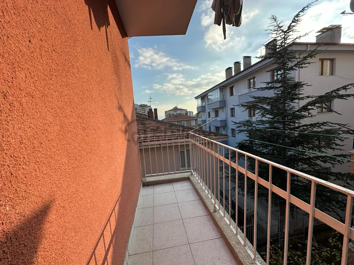 Etlik Mahallesi'nde Cadde Yakını 3+1 Daire! - 24