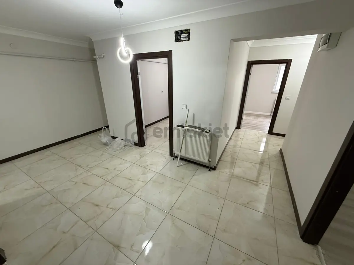 Bademlik'te Cadde Üzeri Site Konseptinde 2+1 Daire! - 29