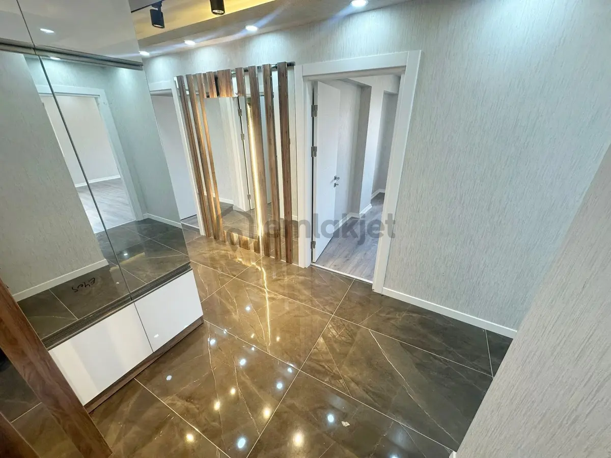 Süvari Mahallesi Cadde Yakını Lüx 3+1 Full Yapılı - 6