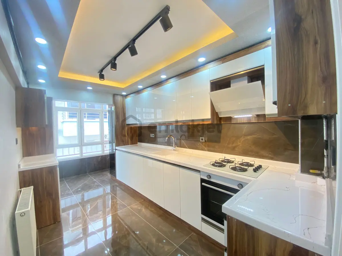 Süvari Mahallesi Cadde Yakını Lüx 3+1 Full Yapılı - 28