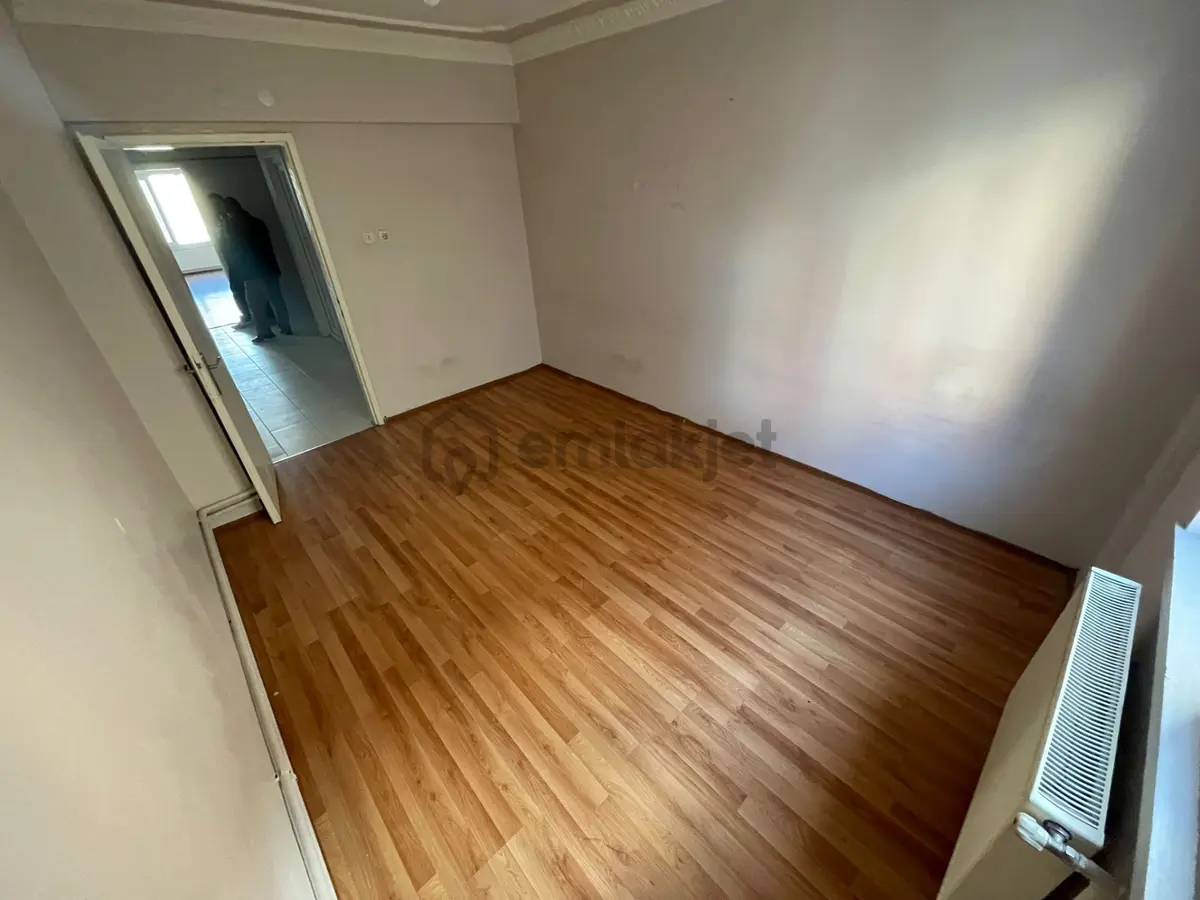 Pınarbaşı Mh De 3+1 Ara Katta Ön Cephe Daire - 19