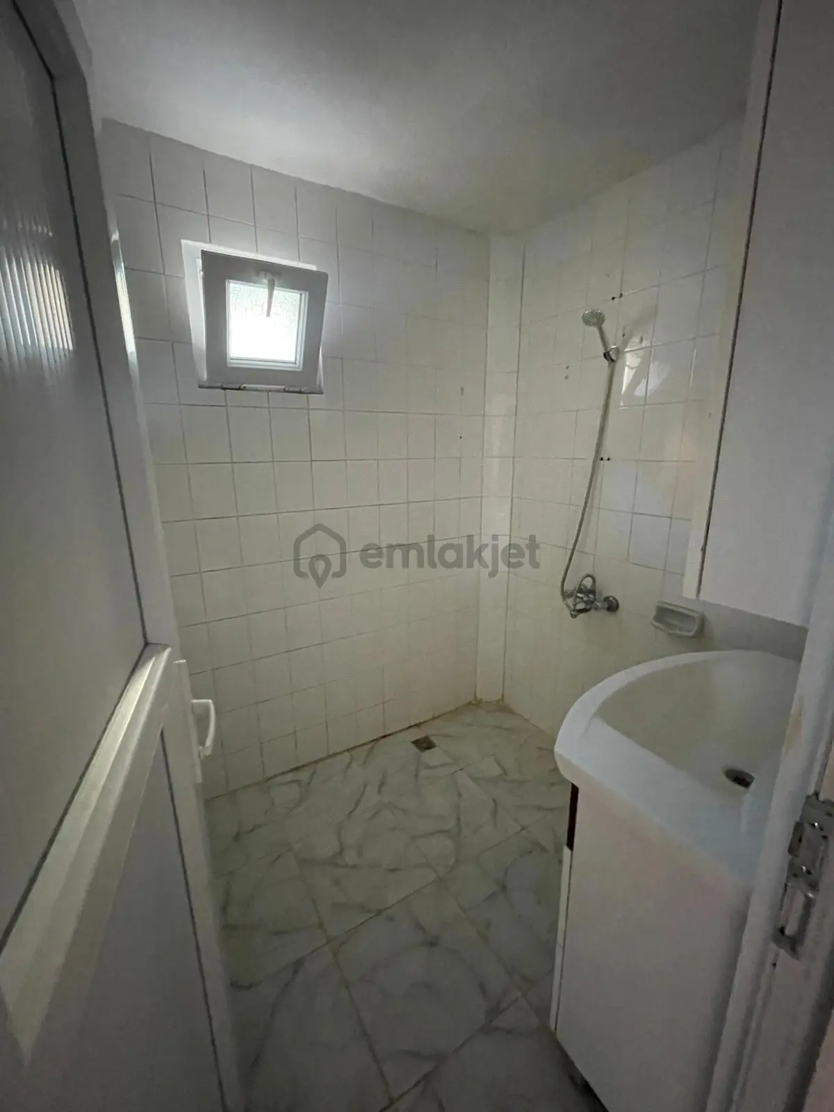 Pınarbaşı Mh De 3+1 Ara Katta Ön Cephe Daire - 26