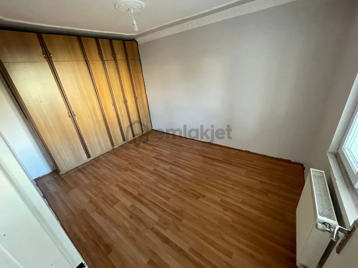 Pınarbaşı Mh De 3+1 Ara Katta Ön Cephe Daire - 10