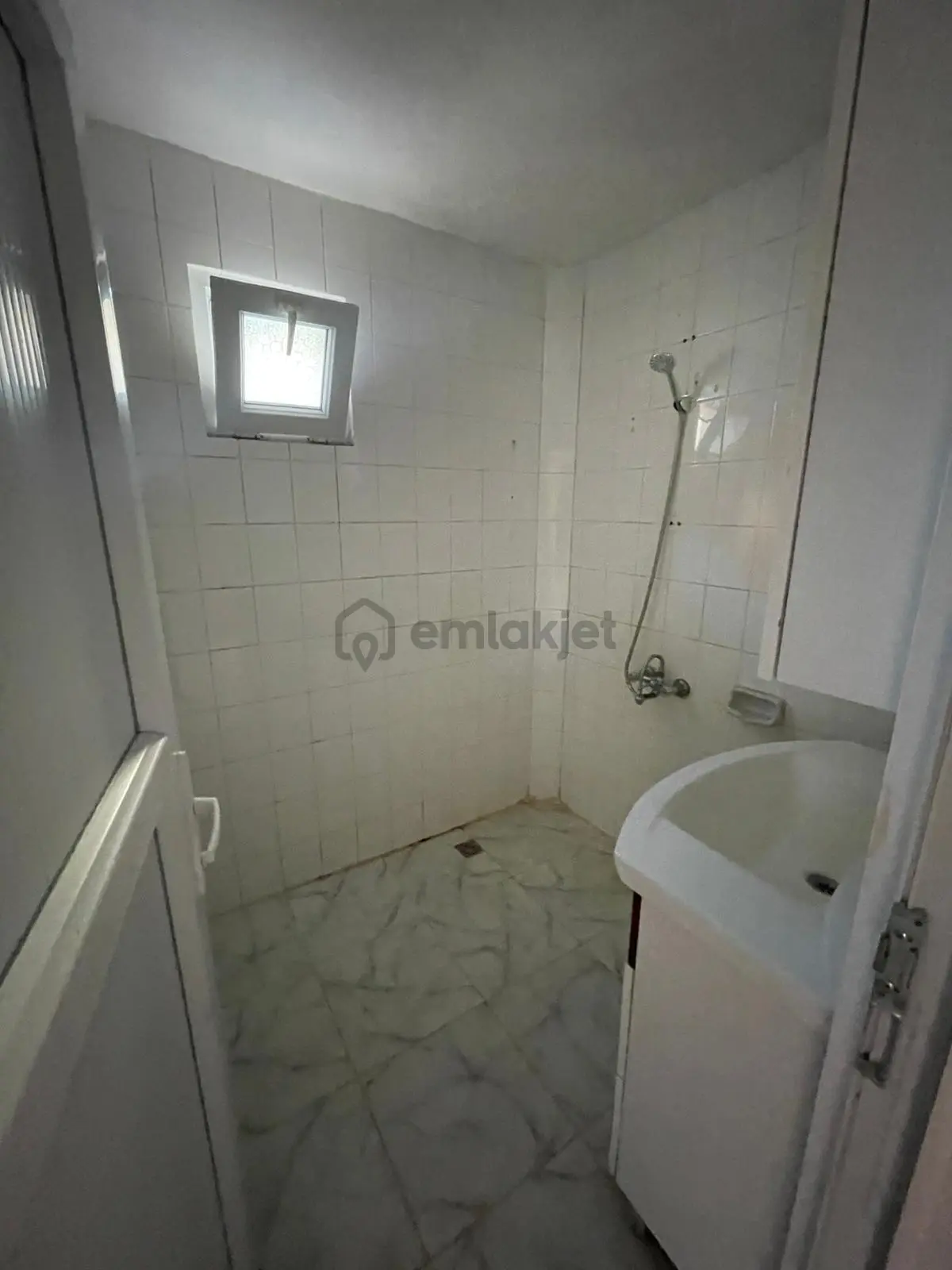 Pınarbaşı Mh De 3+1 Ara Katta Ön Cephe Daire - 25