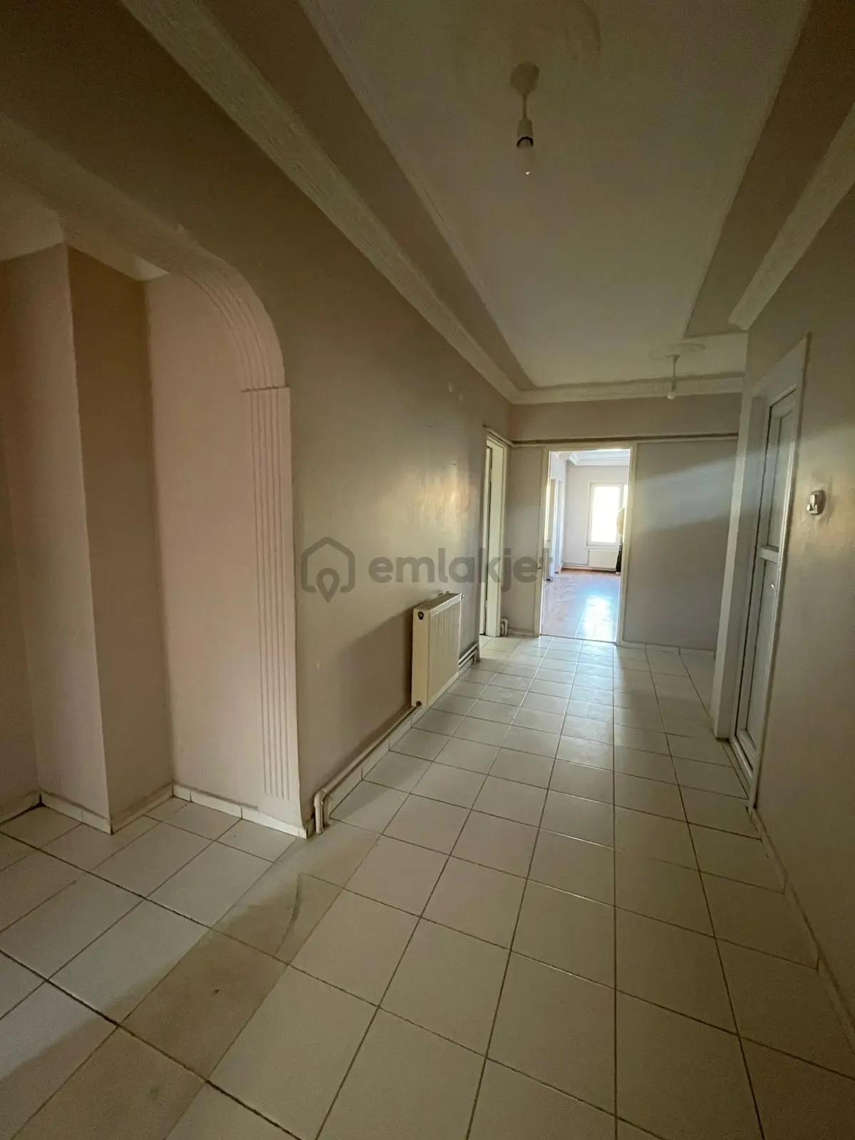 Pınarbaşı Mh De 3+1 Ara Katta Ön Cephe Daire - 24