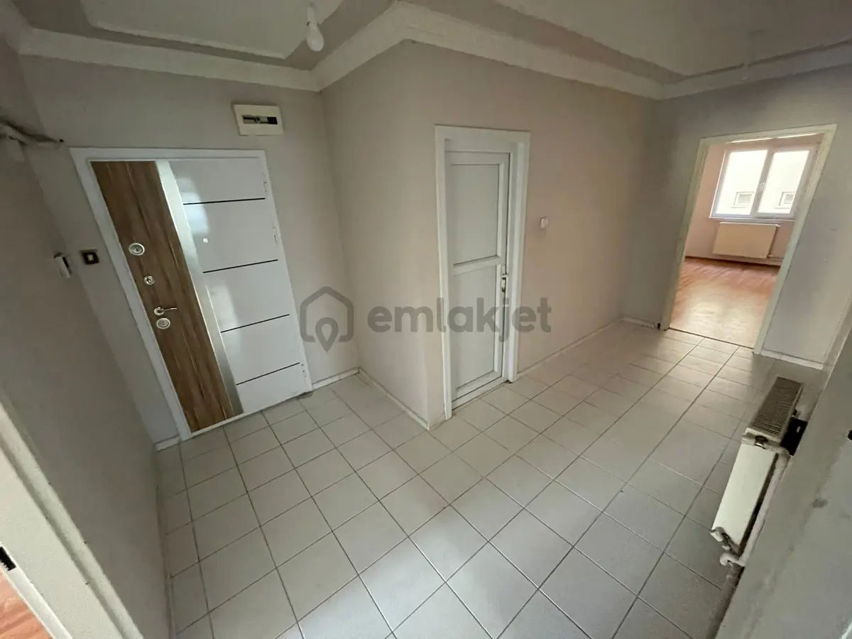 Pınarbaşı Mh De 3+1 Ara Katta Ön Cephe Daire - 21