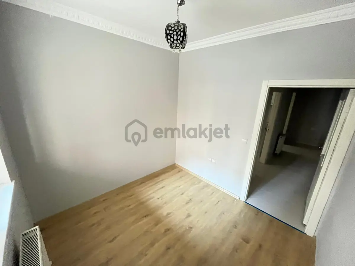 Kuşcağız Mahallesi'nde 3+1 Daire! - 12