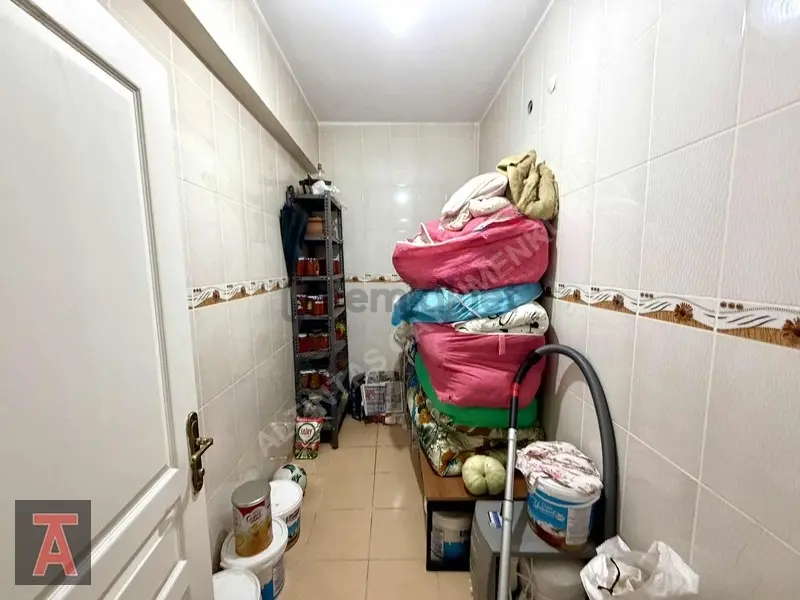 Alsancak Mah'de Geniş Metrekareli E.banyolu 3+1 Daire - 28