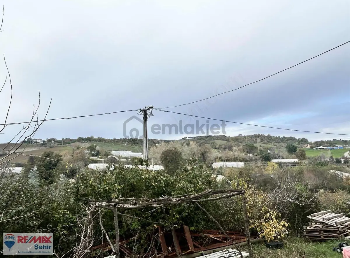 Re/max'dan Yalova Safran Köyünde Satılık 10.151 Metre² Tarla - 9