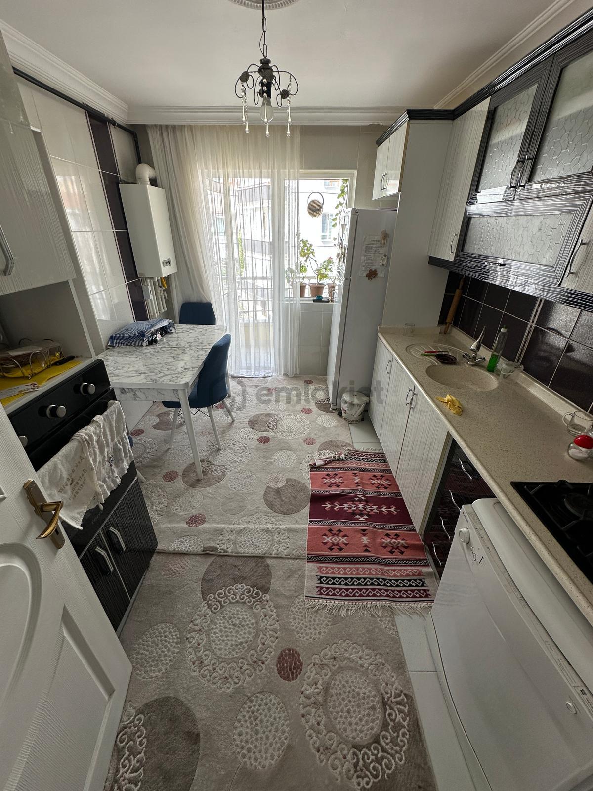 Atapark Mahallesi'nde Asansörlü Binada E.banyolu 3+1 Daire! - 4