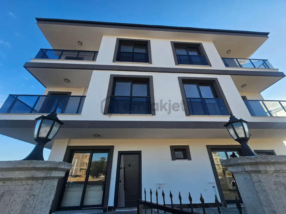 Didim'de Satılık Sıfır - 2
