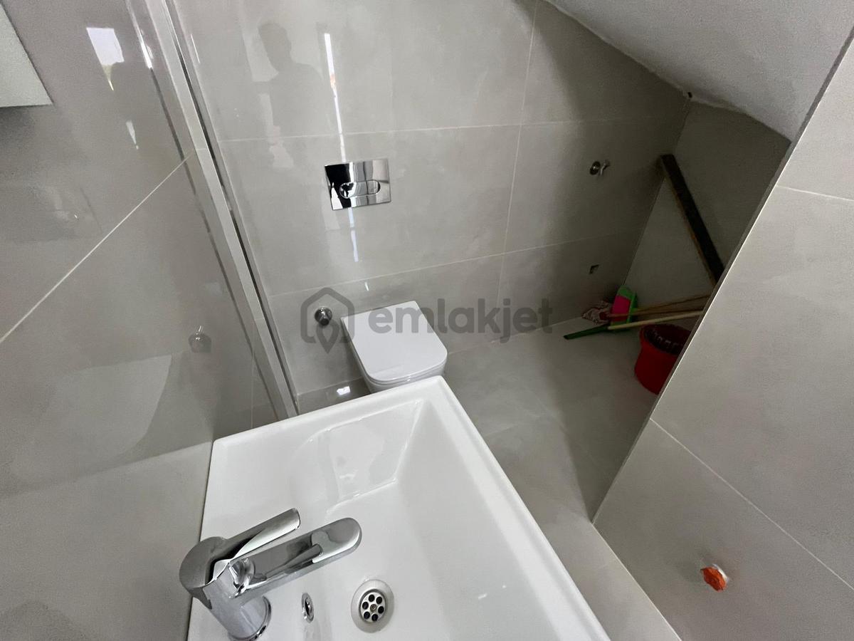 Didim Merkezde Ön Cephe, Otoparklı 3+1 Villa - 10