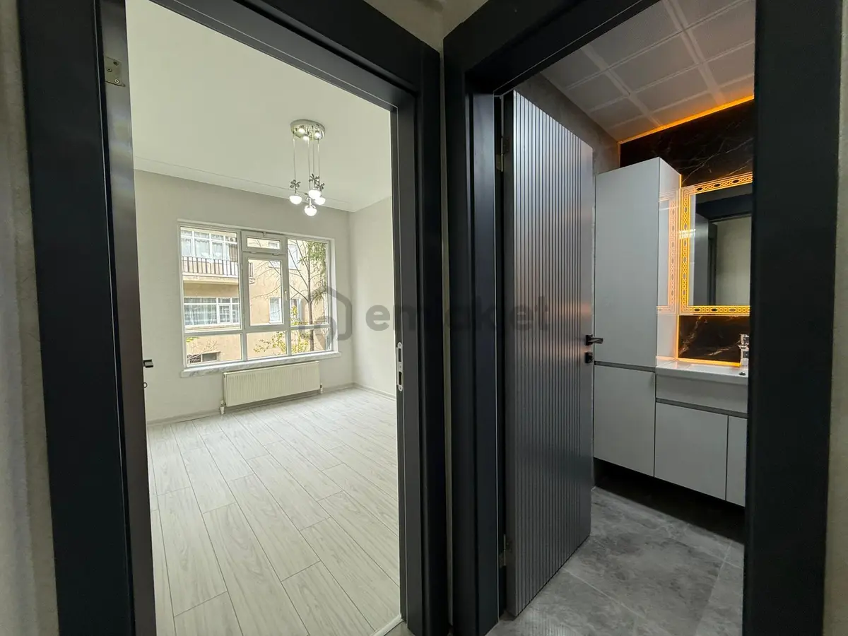 Keçiören Etlikte Katta Full Yapılı Daire - 32