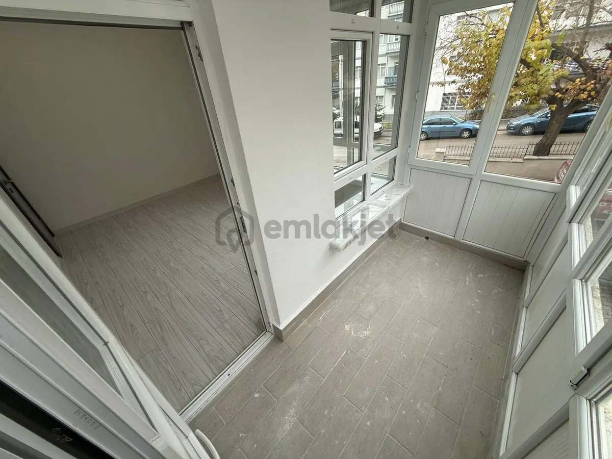 Keçiören Etlikte Katta Full Yapılı Daire - 21