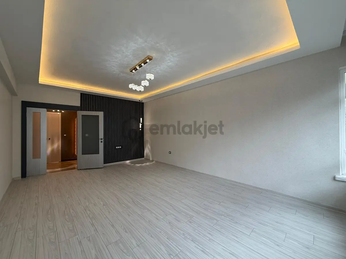 Keçiören Etlikte Katta Full Yapılı Daire - 11