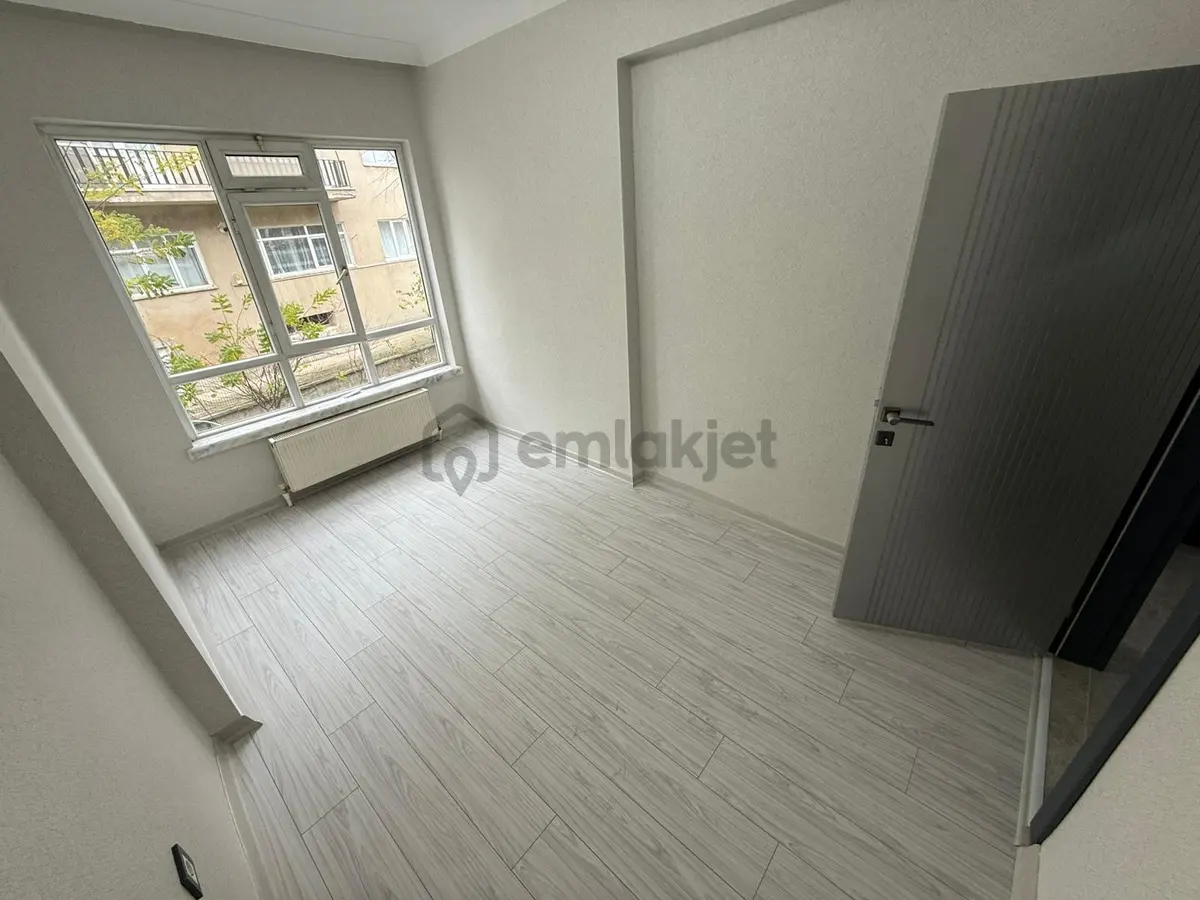 Keçiören Etlikte Katta Full Yapılı Daire - 28