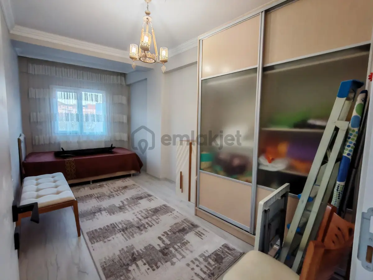Koyundere Merkezde Kapalı Mutfak 90m2 2+1 Daire - 12